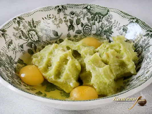 Zucchini dough for pancakes