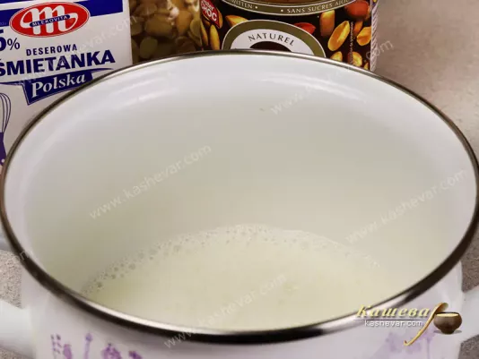 Молоко с сахаром