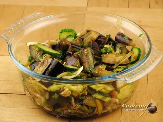 Add fried eggplant to vegetables