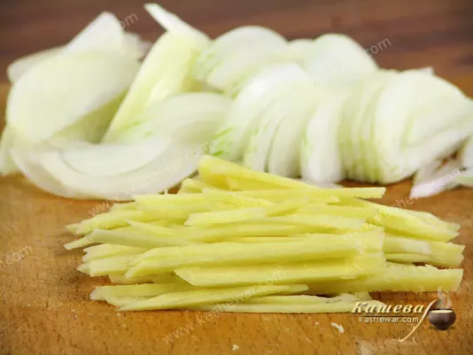 Chopped onion and ginger