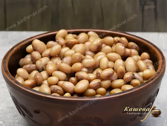 Boiled beans