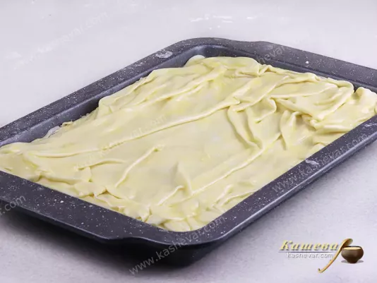 Пирог из теста фило с кабачковой начинкой