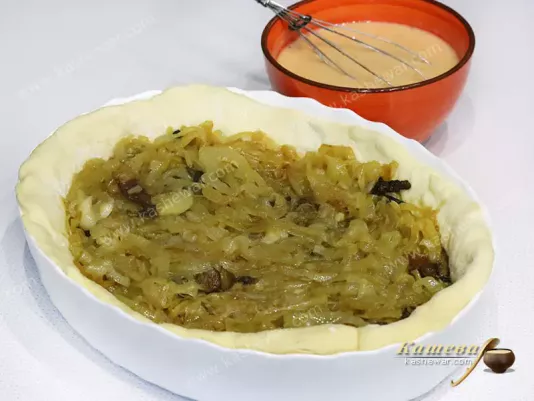 Onions in yeast dough