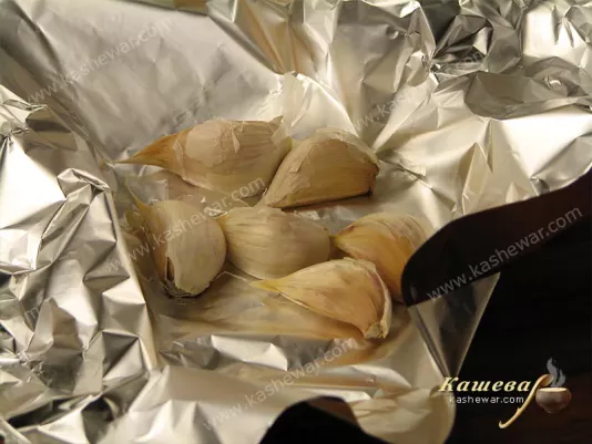 Garlic for baking