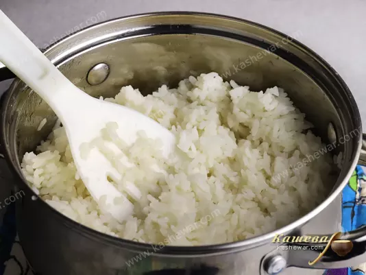 Cooking rice for sushi