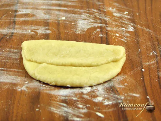 Molding bagels