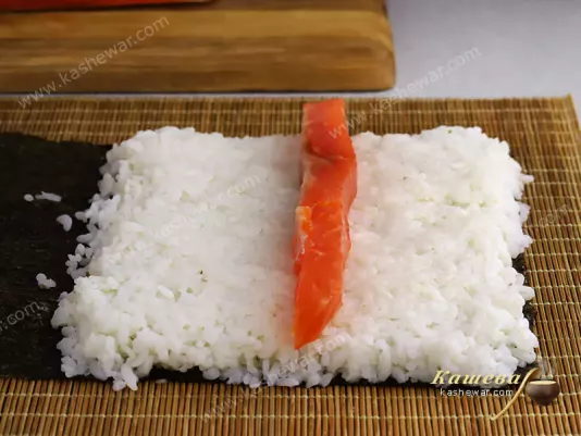 Nori, salmon and rice for shake-make rolls