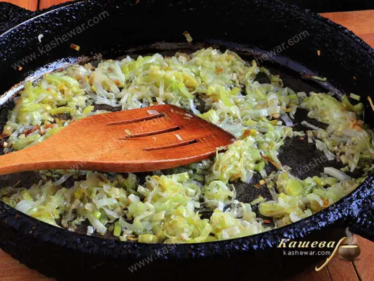 Leek in a pan with butter