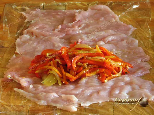 Stewed vegetables on turkey fillet