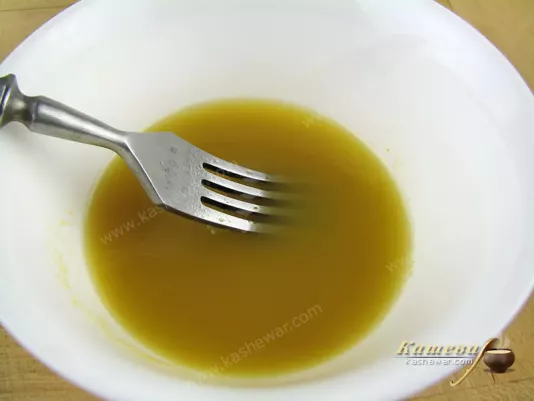 Tomato salad dressing