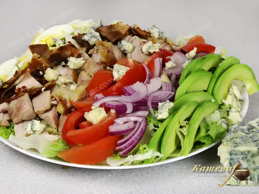 Salad products cut into strips and slices