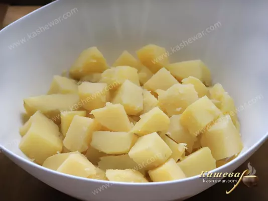 Boiled peeled potatoes