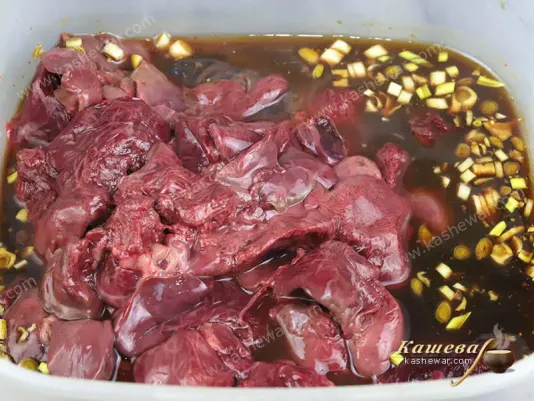Куряча печінка у маринаді
