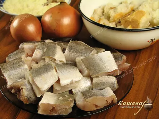 Рыба пдоготовленная к перекручиванию в мясорубке
