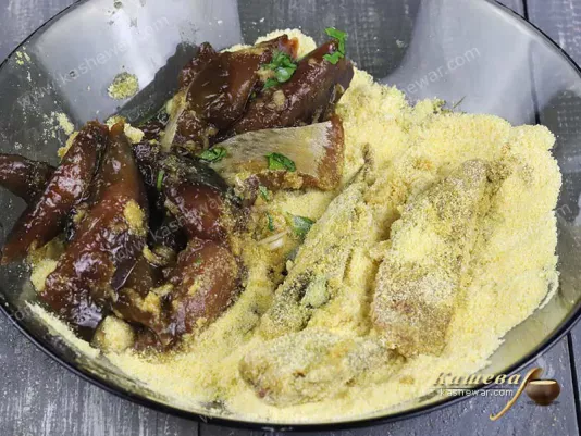 Mackerel in cornmeal