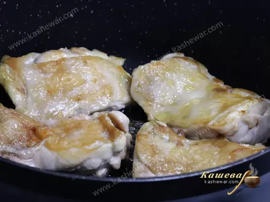 Roasting chicken thighs
