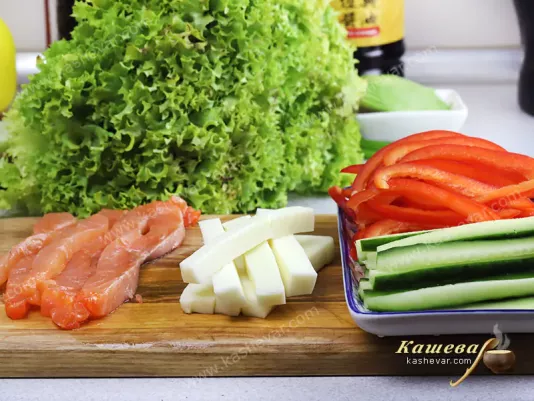 Chopped food for spring roll
