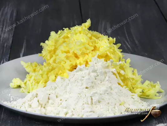 Flour with butter