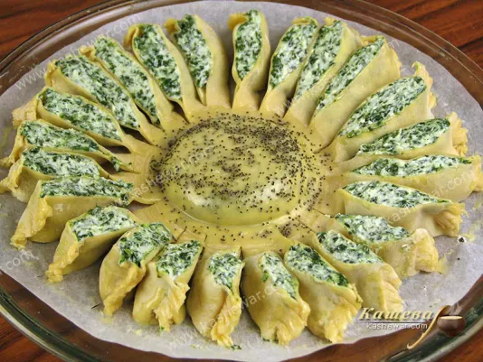 Formed sunflower cake