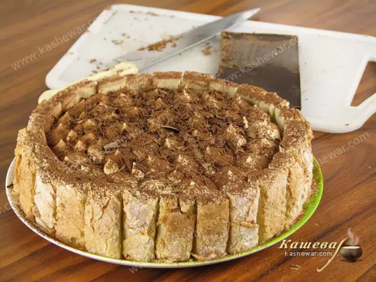 Tiramisu cake