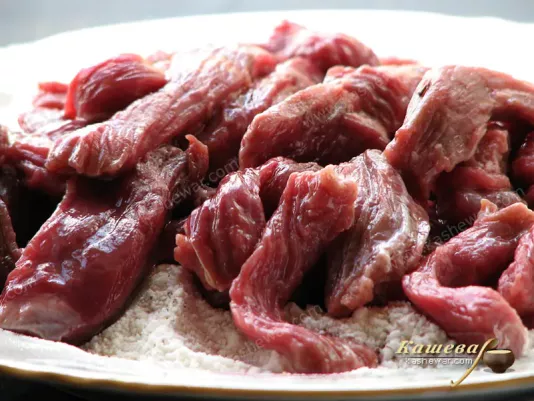 Slicing and roasting beef