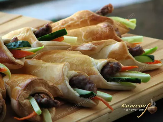 Filled puff pastry tubes