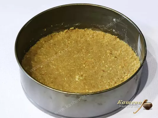 Cookie cake crust