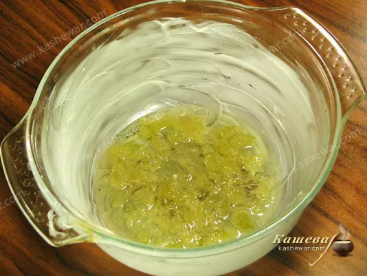 Pouring jam into a pudding mold