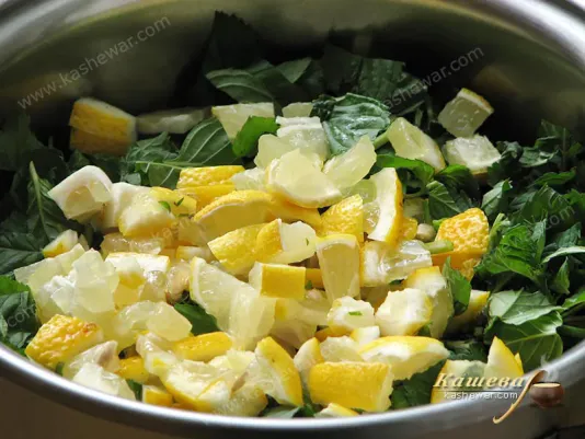 Boiling mint and lemons
