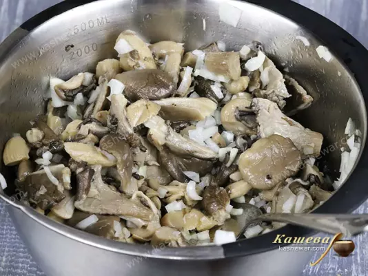 Pickled oyster mushroom