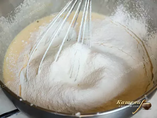 Flour with egg yolks