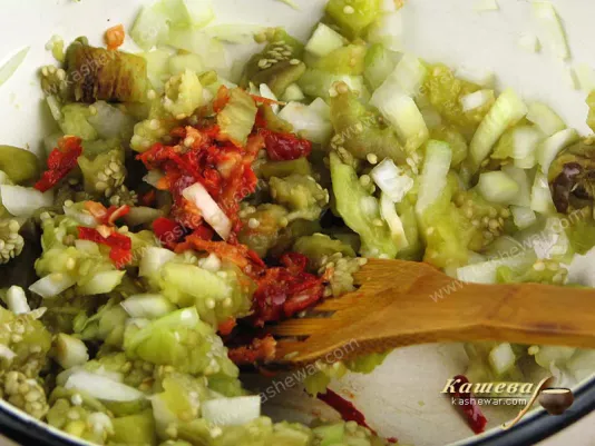 Измельченные баклажаны с овощами