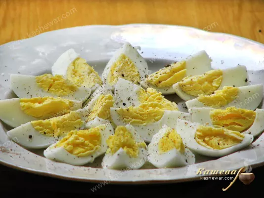 Підготовка яєць для блюда