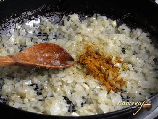 Preparing sauce for Yorkshire pudding
