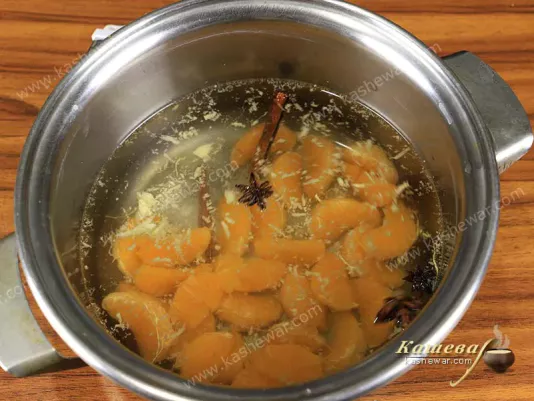 Yuanxiao sweet broth