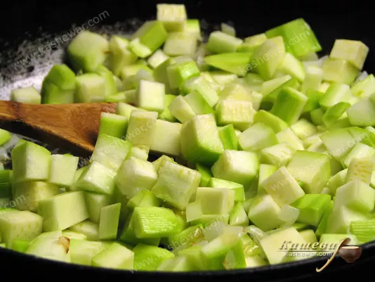 Stewed zucchini