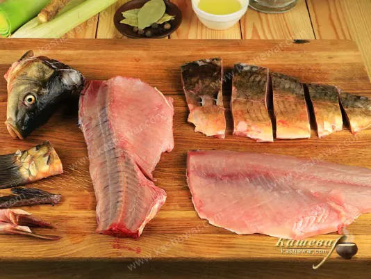 Carp cutting