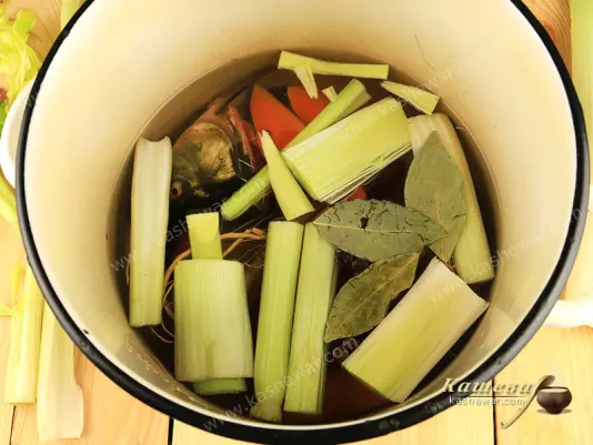 Cooking of carp broth