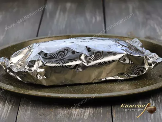 Turkey fillet in foil
