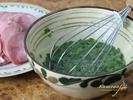 Eggs with milk and herbs