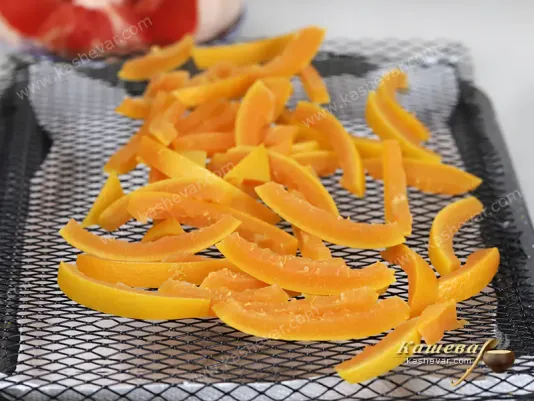 Grapefruit peels drying from water
