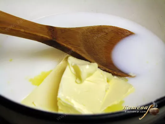 Mix milk with water and butter and put on fire
