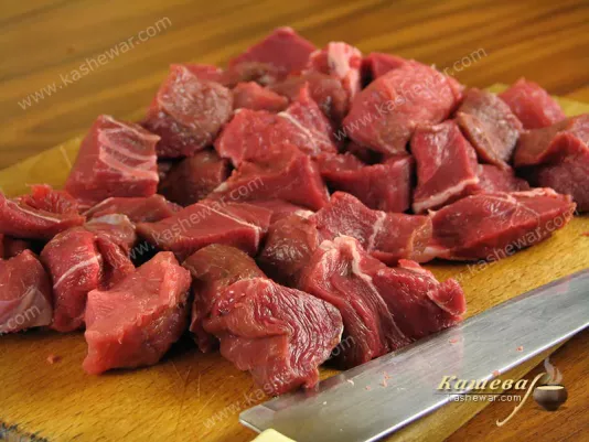 Шматочки яловичини для супу