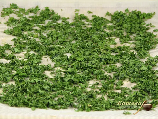 Dried parsley – recipe with photo, food preservation for the winter