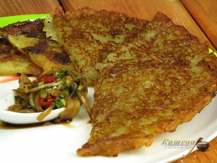 Картопляний млинець (Gamjajeon) – рецепт з фото, корейська кухня
