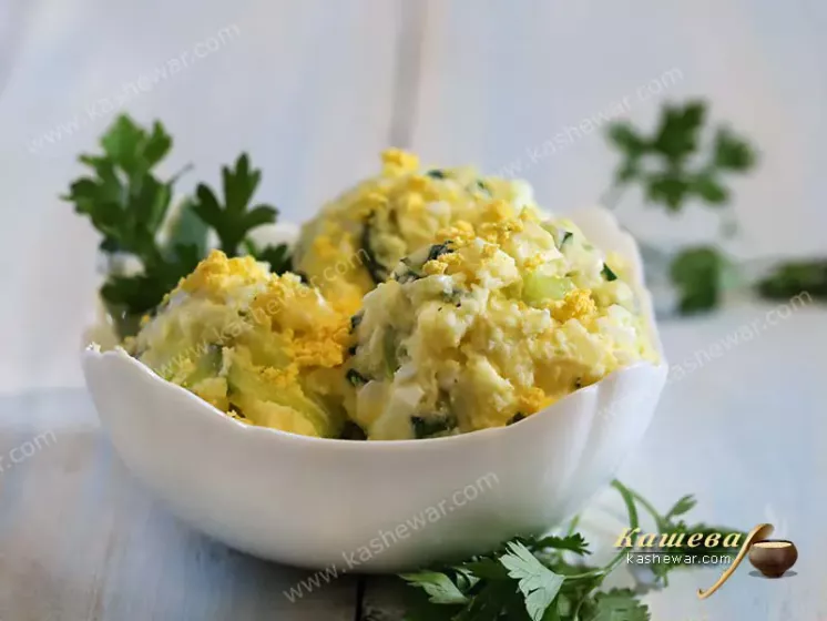 Картофельный салат с яйцом и огурцом – рецепт с фото, корейская кухня