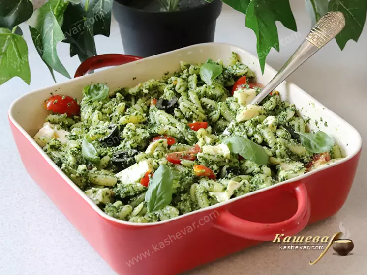 Cold Pasta with Spinach Pesto - Recipe with Photos, Italian Cuisine