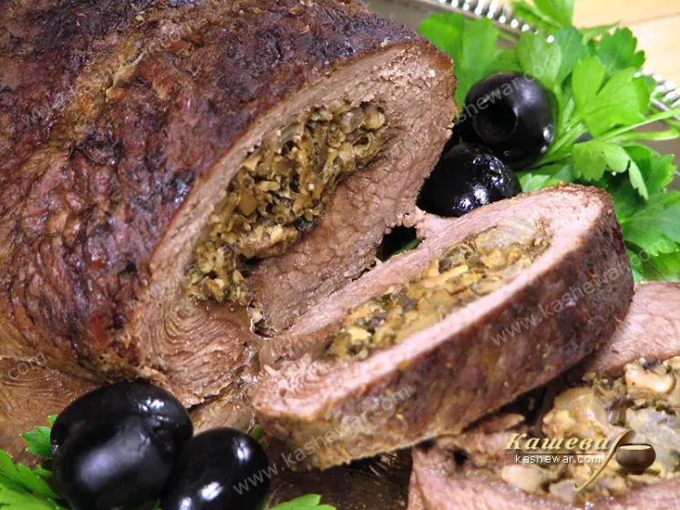 Мясной рулет с грибами и орехами – рецепт с фото, болгарская кухня