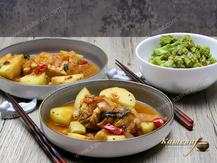 Гостре тушковане куряче філе – рецепт з фото, корейська кухня
