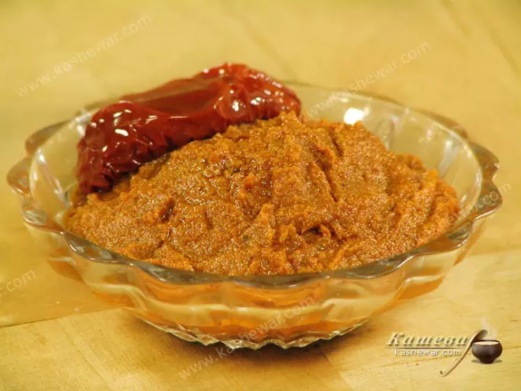Red pesto sauce – recipe with photo, Italian cuisine